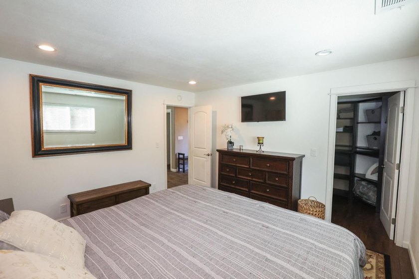 Welcome to your serene oasis in Scotts Valley! This charming - photo 29