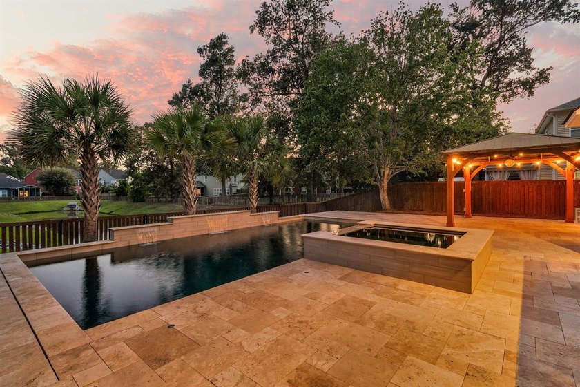 Stunning, single-owner home in Taylor Plantation on the Ashley - photo 9