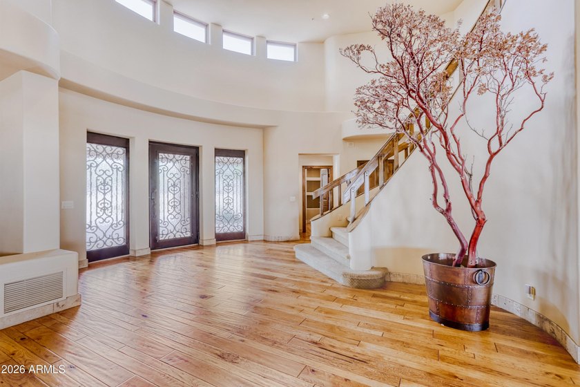 Exceptional estate offering refined desert luxury in guard-gated - photo 5