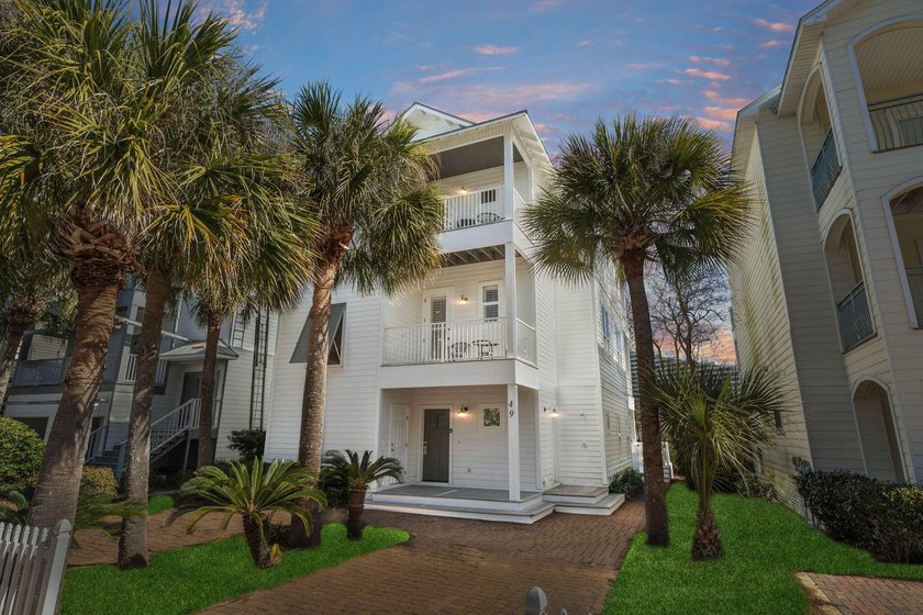 Welcome to your dream coastal retreat in the heart of Miramar - photo 2