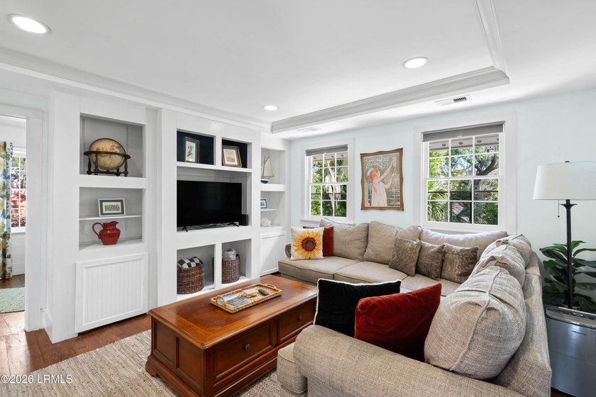 Anchored by a magnificent 400 year old live oak at the front of - photo 5