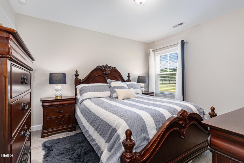 Up to 4,000 in closing cost with acceptable offer. Beautifully - photo 25