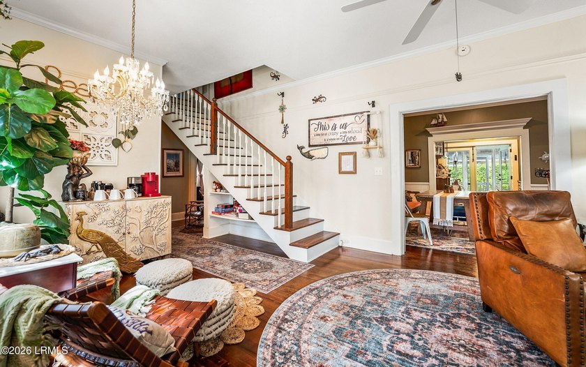 Discover a rare opportunity to own a beautiful 4 bedroom, 4 bath - photo 8