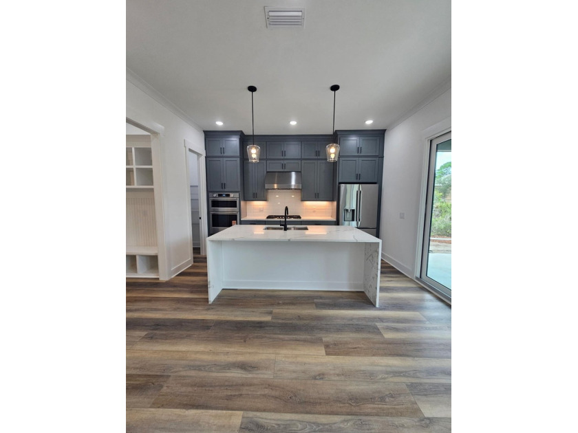 MOVE-IN READY &amp; $5K IN FLEX CASH!! You've got to see this one! - photo 6