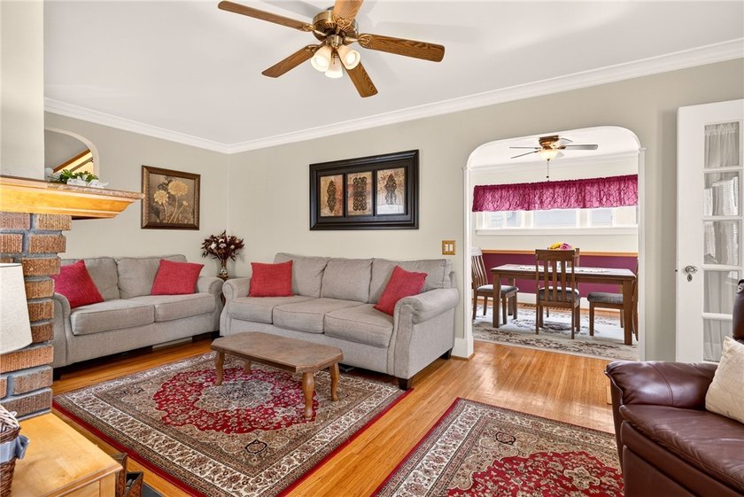 Welcome to this lovingly maintained 3-bedroom, 1.5-bath home in - photo 5