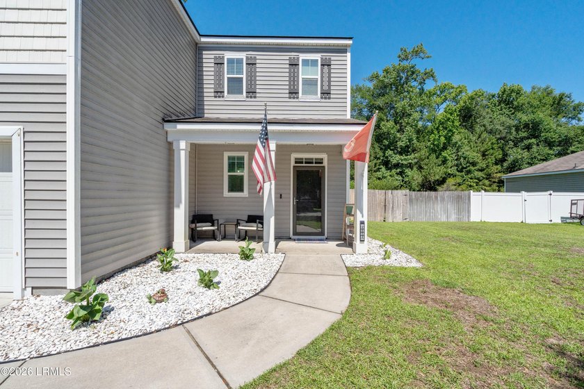 Welcome home to this beautiful 4-bedroom, 2.5-bath home - photo 5