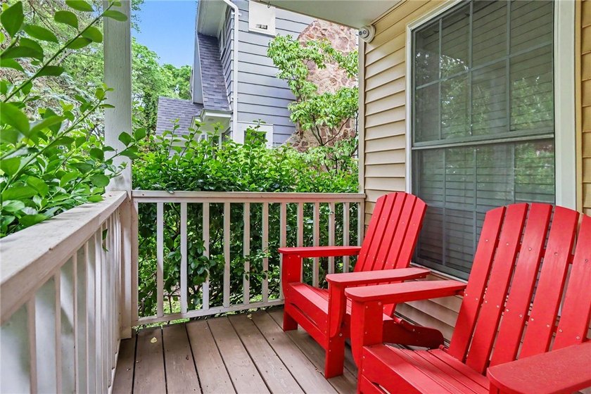 Welcome home to this beautifully updated 5 bedroom Colonial in - photo 3