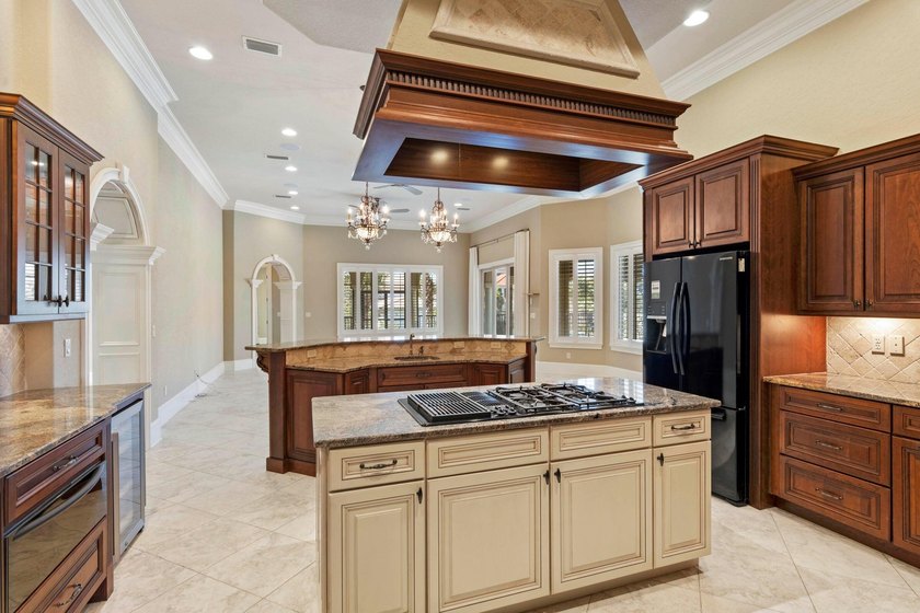 Amazing opportunity to own this custom built Single Story beach - photo 15