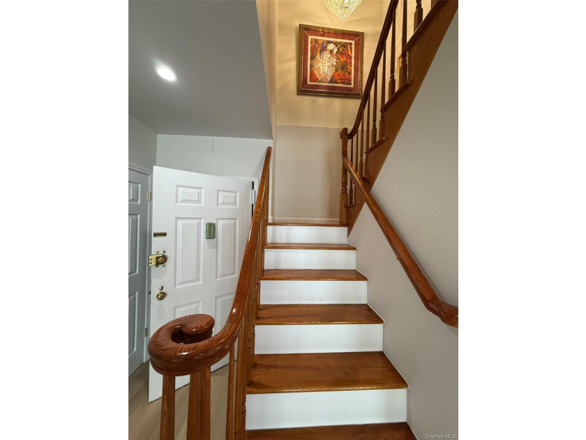 Welcome to this stunning newly renovated penthouse residence in - photo 18