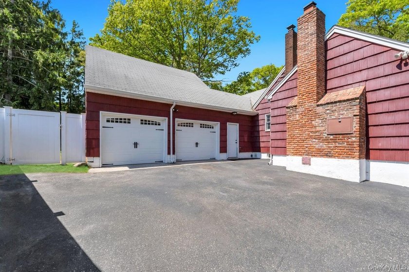 This sprawling and expanded Cape is set on an exceptional .75 - photo 2