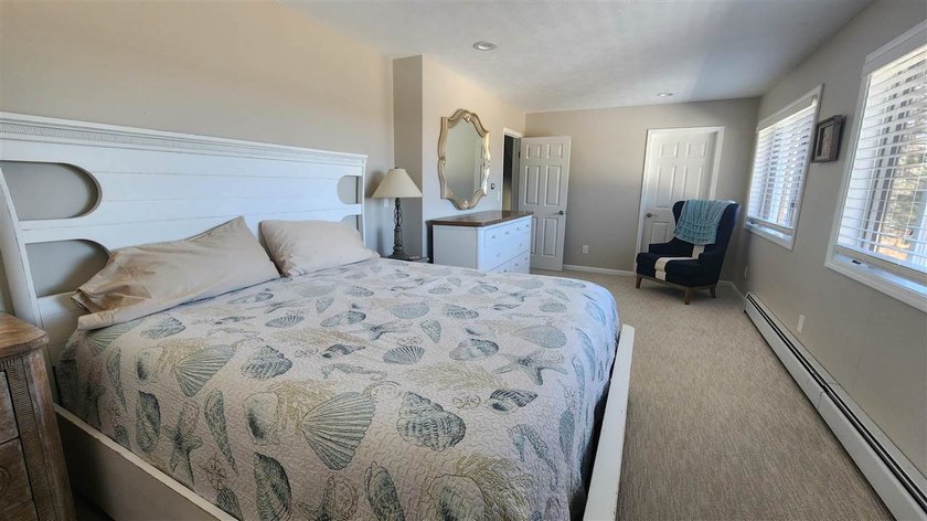 Absolutely stunning views of Lake Charlevoix! Located at the end - photo 15
