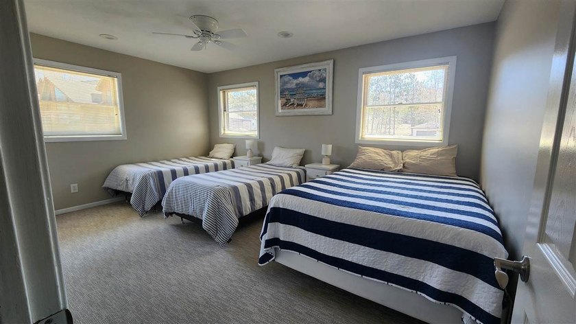 Absolutely stunning views of Lake Charlevoix! Located at the end - photo 18