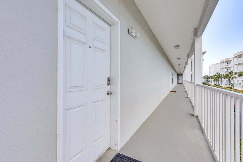 This beautifully maintained 2-bedroom, 2-bath condo is sold - photo 2