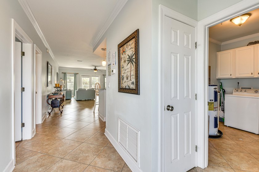 This beautifully maintained 2-bedroom, 2-bath condo is sold - photo 3