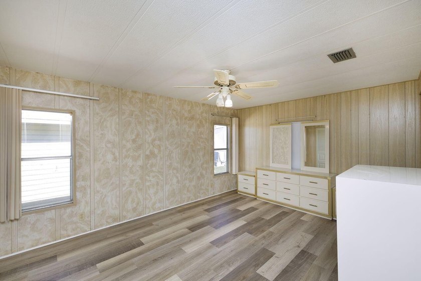 Are you looking for a low maintenance lifestyle, near the - photo 28