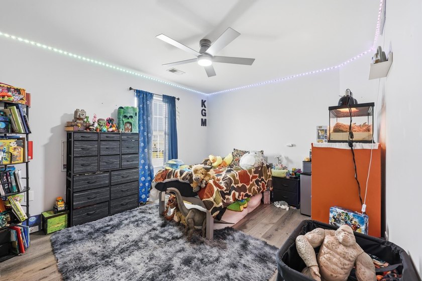 Listed below Appraisal value! Credit to buyer offered at closing - photo 13