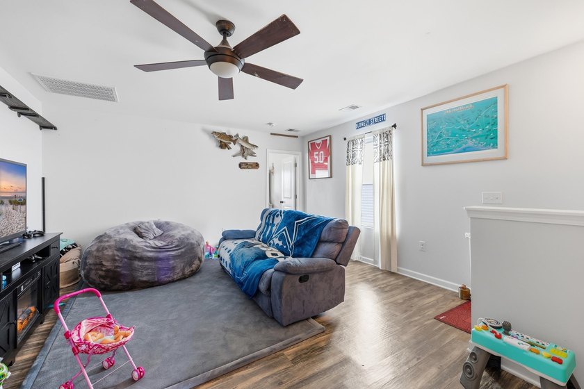 Listed below Appraisal value! Credit to buyer offered at closing - photo 22