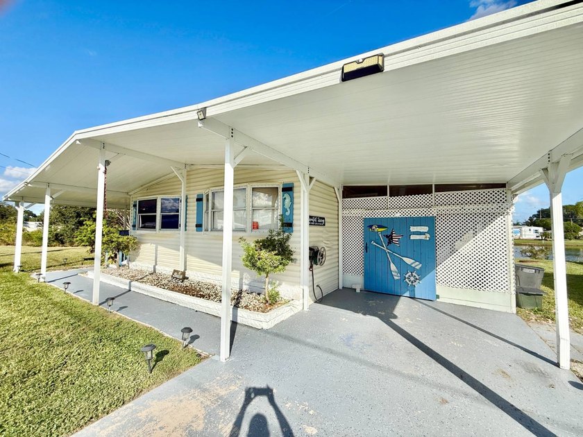 Welcome to your dream home in the highly sought-after 55+ - photo 2