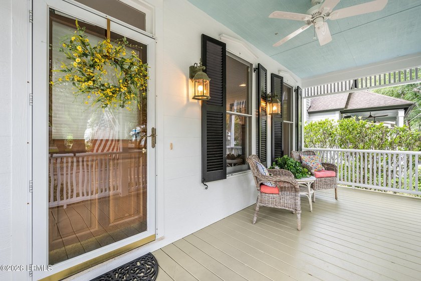 Charming Southern home on Broad Street -- walkable - photo 4