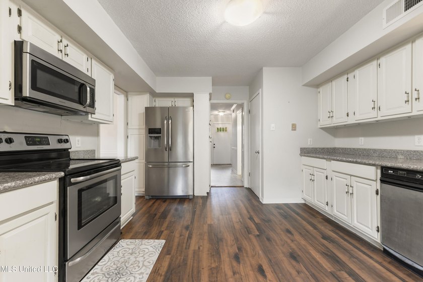 There are condos-and then there are condos! PRICE REDUCED! If - photo 15