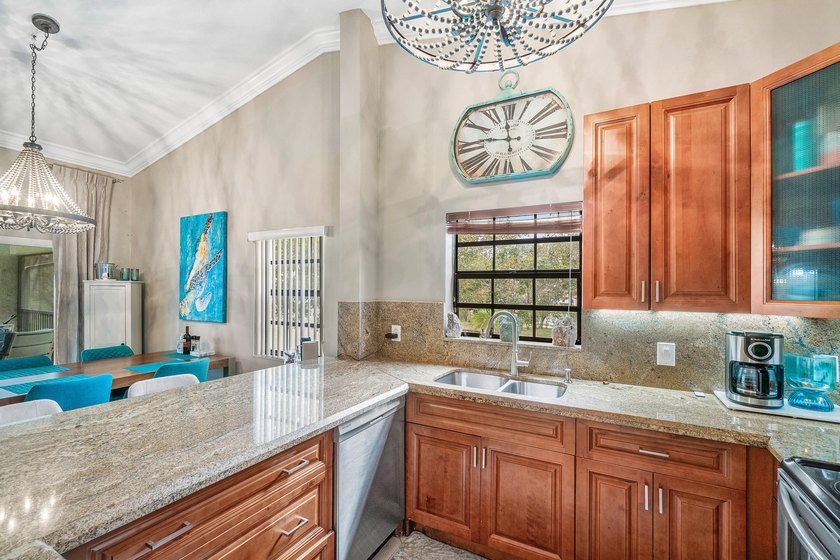 Welcome to this spacious 3-bedroom, 2-bathroom condo featuring - photo 18