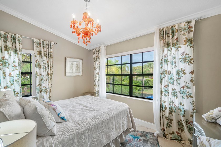 Welcome to this spacious 3-bedroom, 2-bathroom condo featuring - photo 19