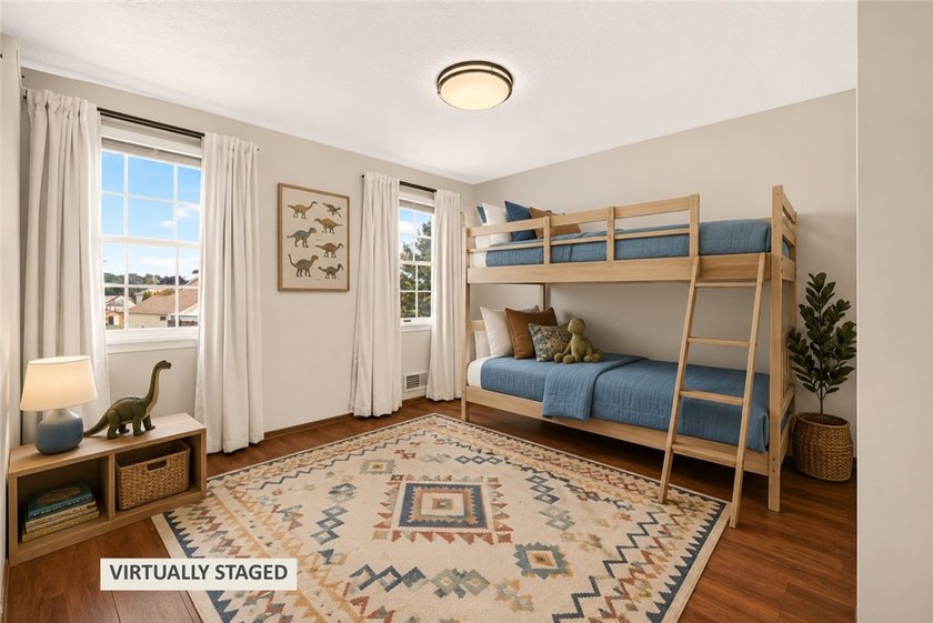 SHOWSTOPPER!! This **MAGAZINE-WORTHY** 4-bedroom 2.5-bath - photo 30