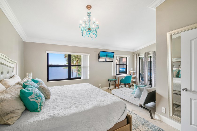 Welcome to this spacious 3-bedroom, 2-bathroom condo featuring - photo 37