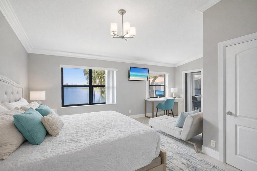 Welcome to this spacious 3-bedroom, 2-bathroom condo featuring - photo 38
