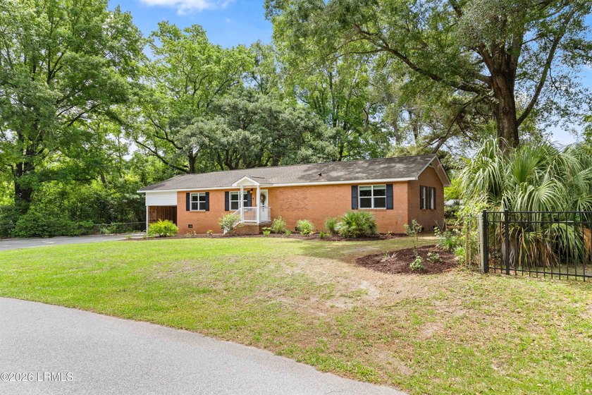 Welcome home to this freshly updated 4-bedroom, 2.5-bath home in - photo 3