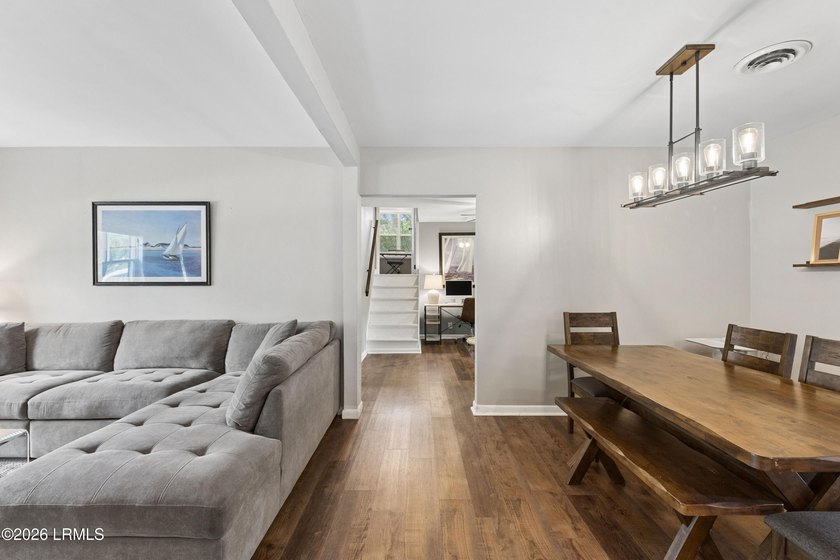 Welcome home to this freshly updated 4-bedroom, 2.5-bath home in - photo 5