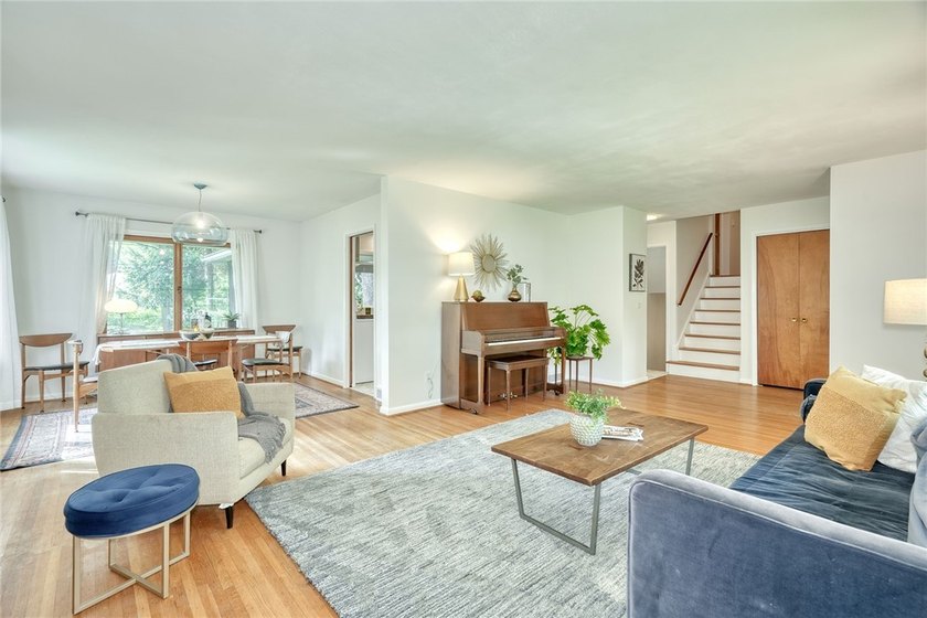 Welcome home to this beautifully updated 4-bedroom, 2-bath - photo 7