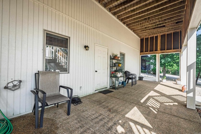 Rare opportunity on Lake Balboa! This custom-built waterfront - photo 34