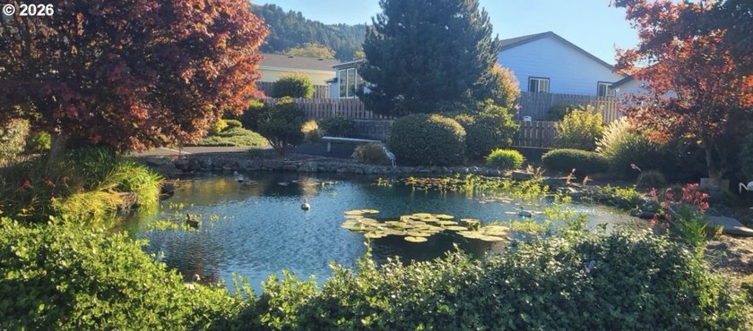 Tucked inside a private gated community along the Southern - photo 34