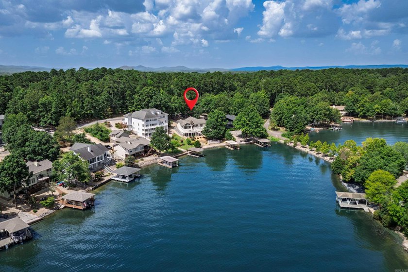 Rare opportunity on Lake Balboa! This custom-built waterfront - photo 42