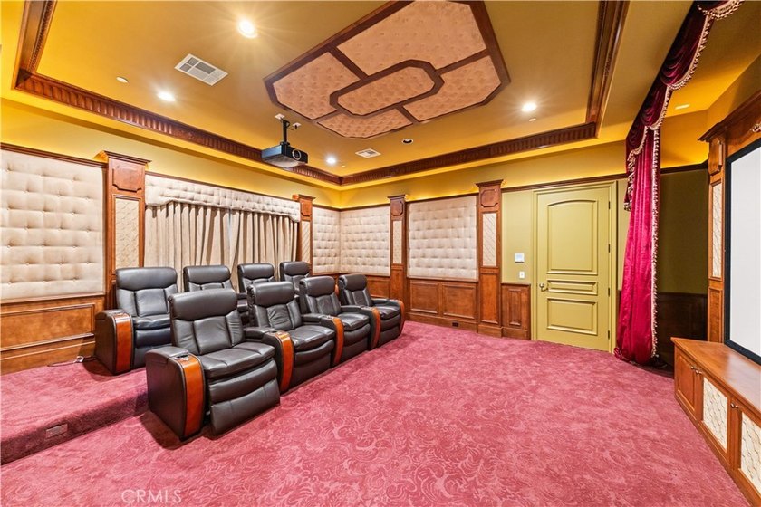 Located in the highly desirable Upper Arcadia neighborhood, this - photo 20