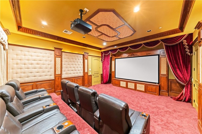 Located in the highly desirable Upper Arcadia neighborhood, this - photo 21