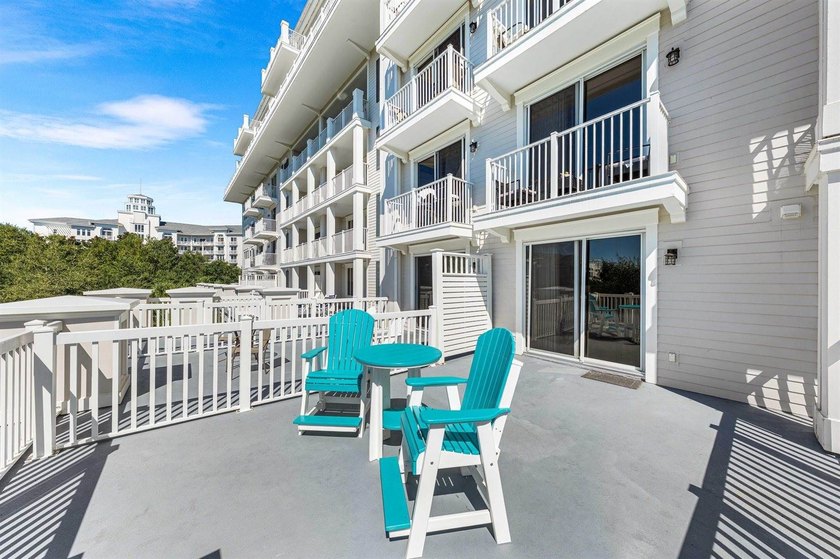 With one of the biggest balconies in Sandestin, this unit - photo 31