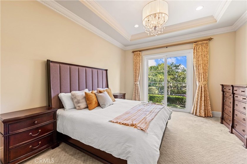 Located in the highly desirable Upper Arcadia neighborhood, this - photo 44