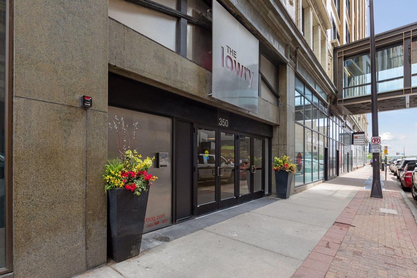 Don't miss this opportunity to immerse yourself in Downtown St - photo 20