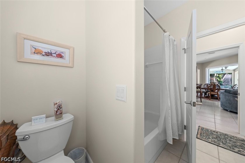 This 3 bedroom, 3 bath showplace in a peaceful, serene lake - photo 35