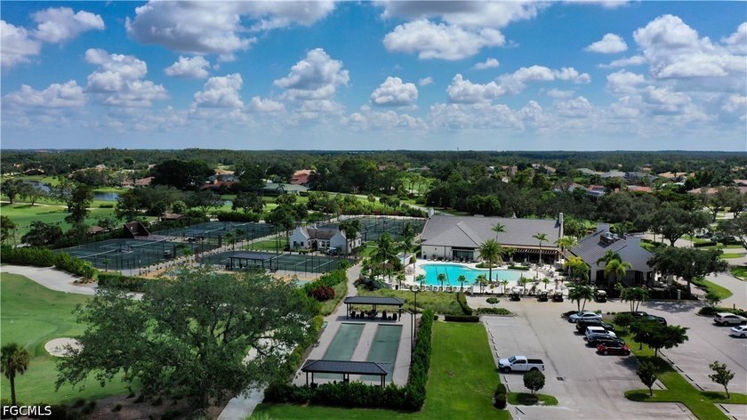 This 3 bedroom, 3 bath showplace in a peaceful, serene lake - photo 46