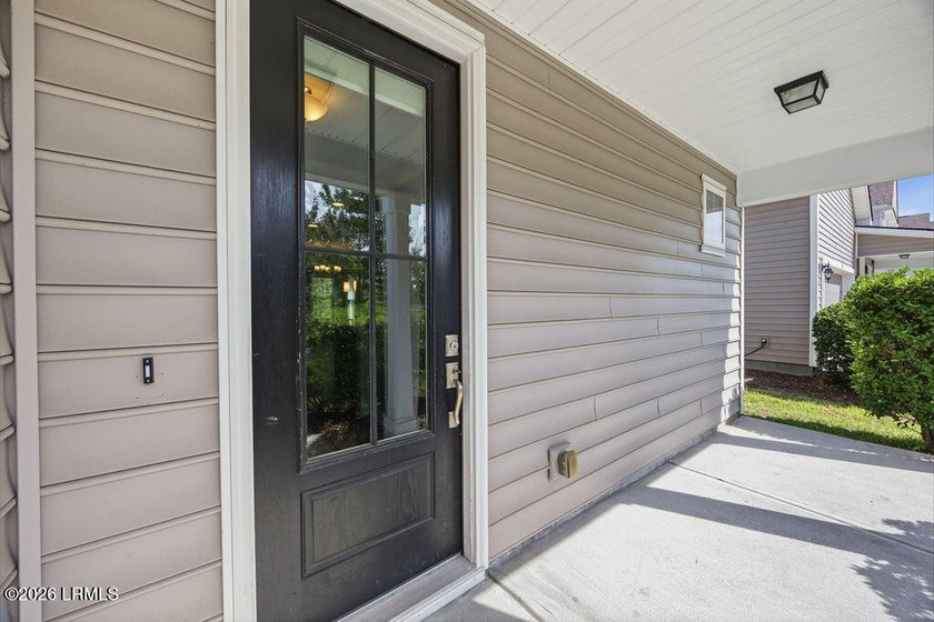 Welcome to Oyster Bluff on Lady's Island! This spacious - photo 7