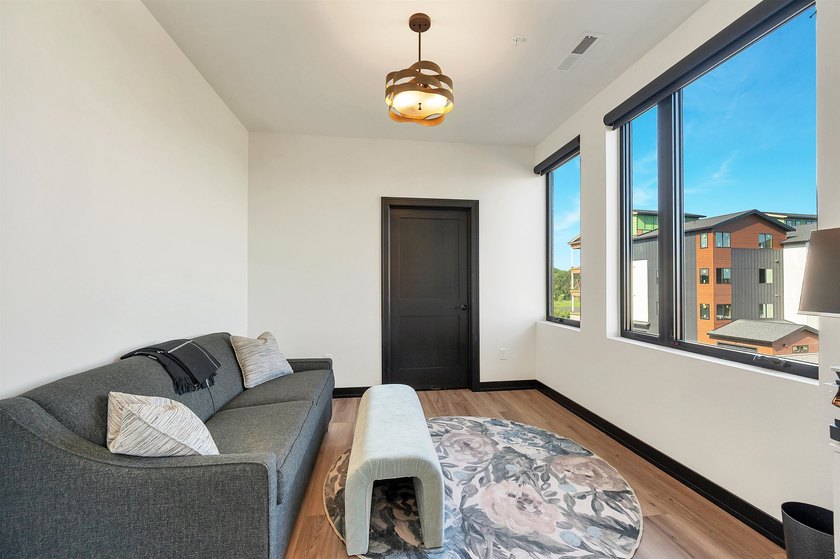 Maintenance-free waterfront living! Enjoy high end condo living - photo 26