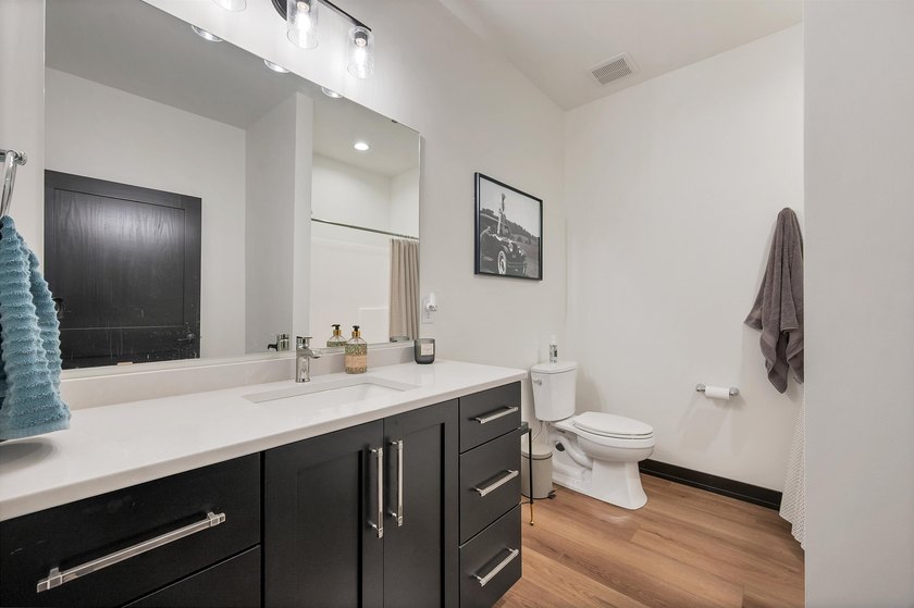 Maintenance-free waterfront living! Enjoy high end condo living - photo 34