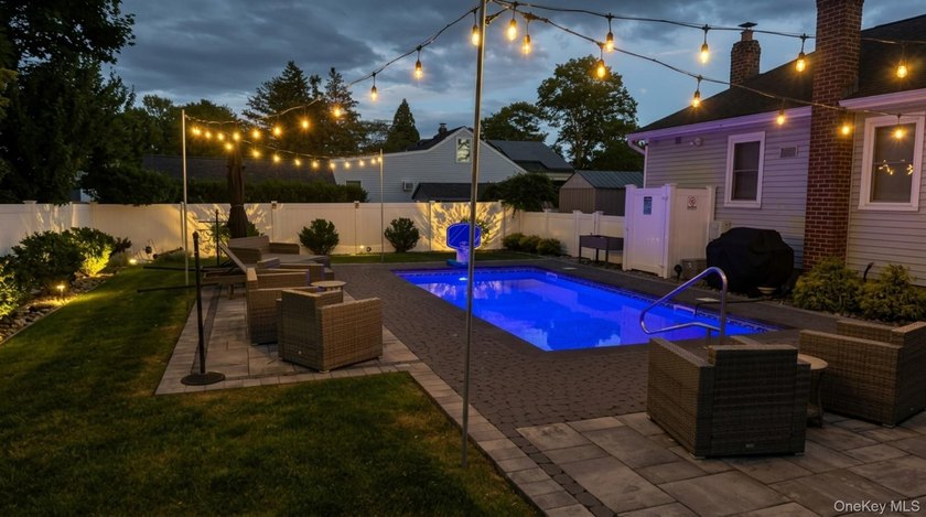 Pride of ownership shines throughout this Spectacular 3-bedroom - photo 20