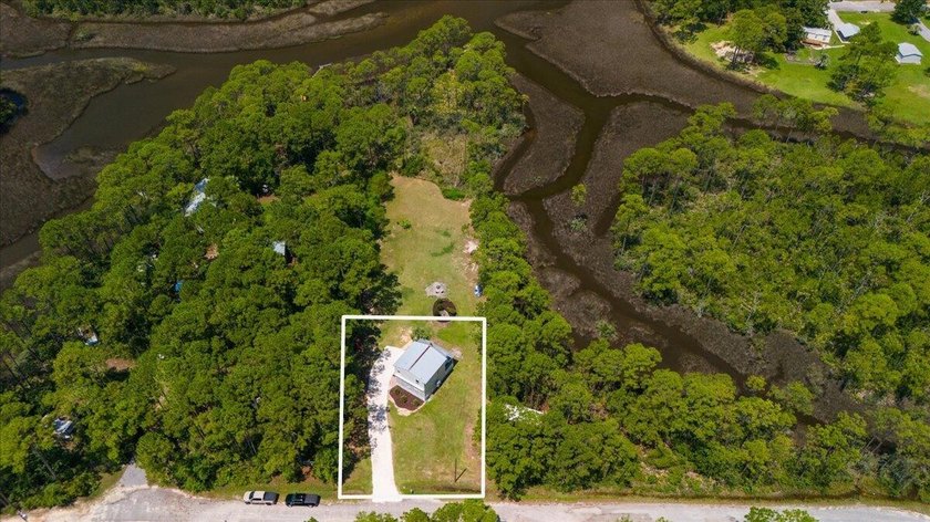 MOTIVATED SELLER! Let's make a deal on this one! Private Bay - photo 3