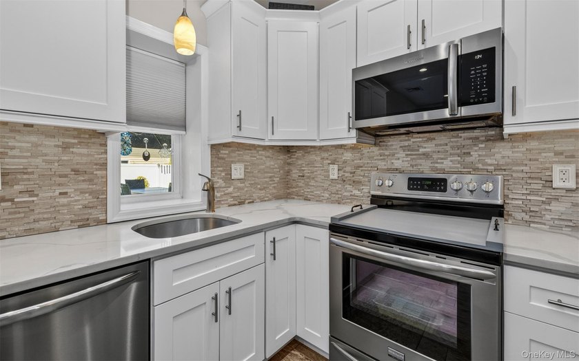 Pride of ownership shines throughout this Spectacular 3-bedroom - photo 32