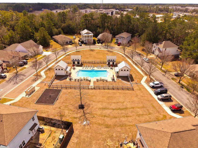 Prime corner lot in LaGrange Landing in the heart of Freeport! - photo 8