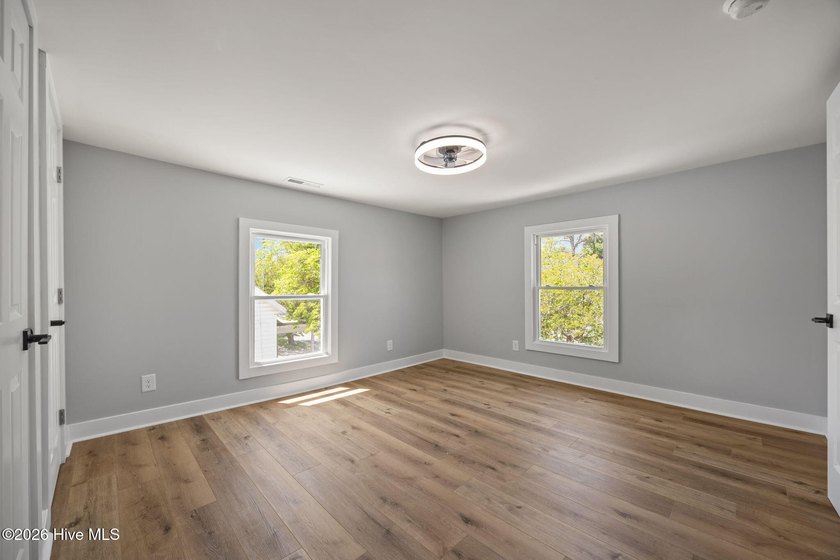 Fully renovated, historic 1930 duplex in the heart of Washington - photo 22